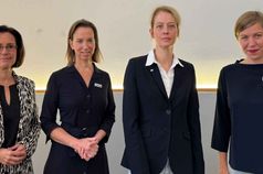 Maria Katharina Moser, Anna Parr, Anja Oberkofler und Judith Ranftler präsentierten Maßnahmen zur langfristigen Integration von Kriegsvertriebenen aus der Ukraine.