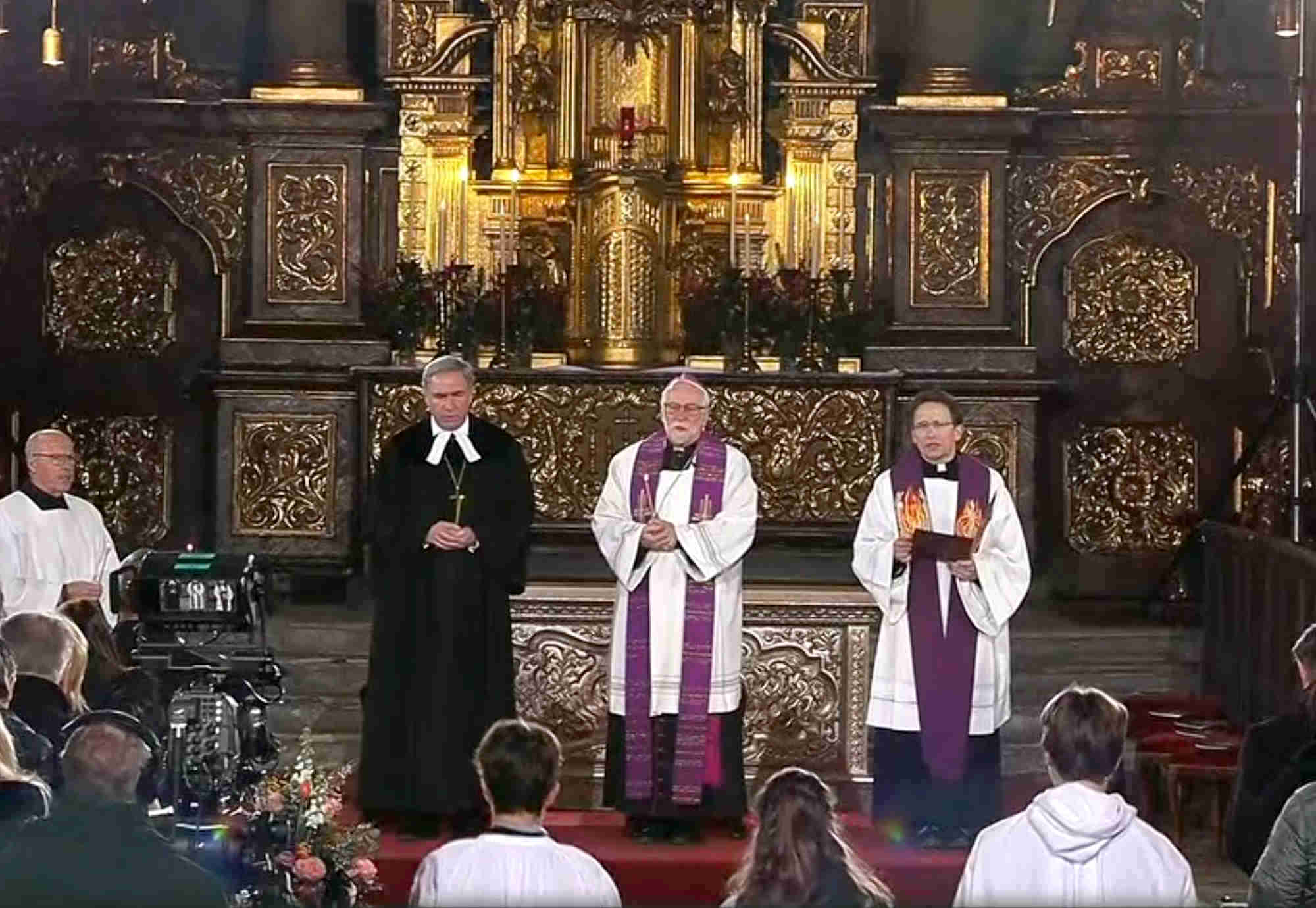 Der Gedenkgottesdienst wurde auch live auf ORF III übertragen.