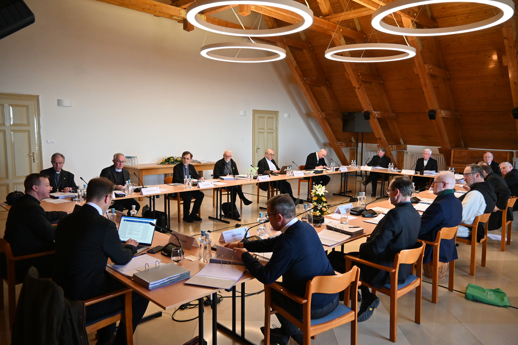 Vollversammlung der Österreichischen Bischofskonferenz in Pannonhalma (17.-20.3.2025)